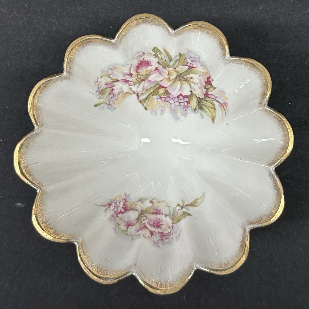 Wheelock Germany 5 1/2" Footed Porcelain Bowl, Floral With Gold Trim, Antique - Picture 2 of 10